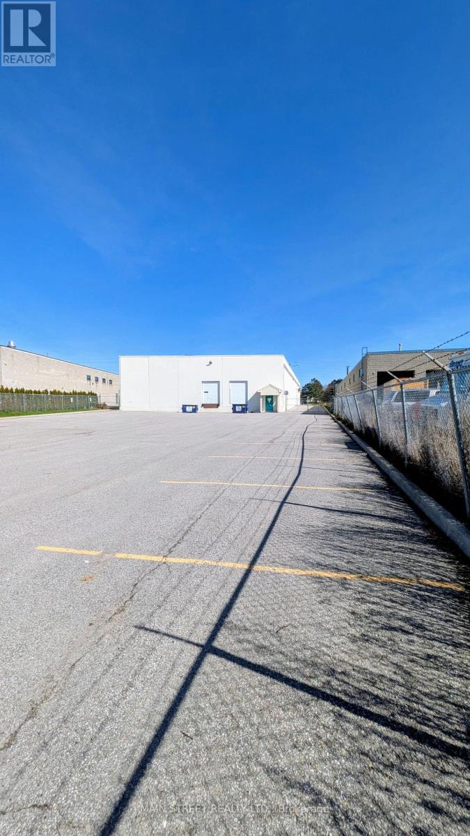 350 Industrial Parkway S, Aurora, Ontario  L4G 3V7 - Photo 11 - N12876504