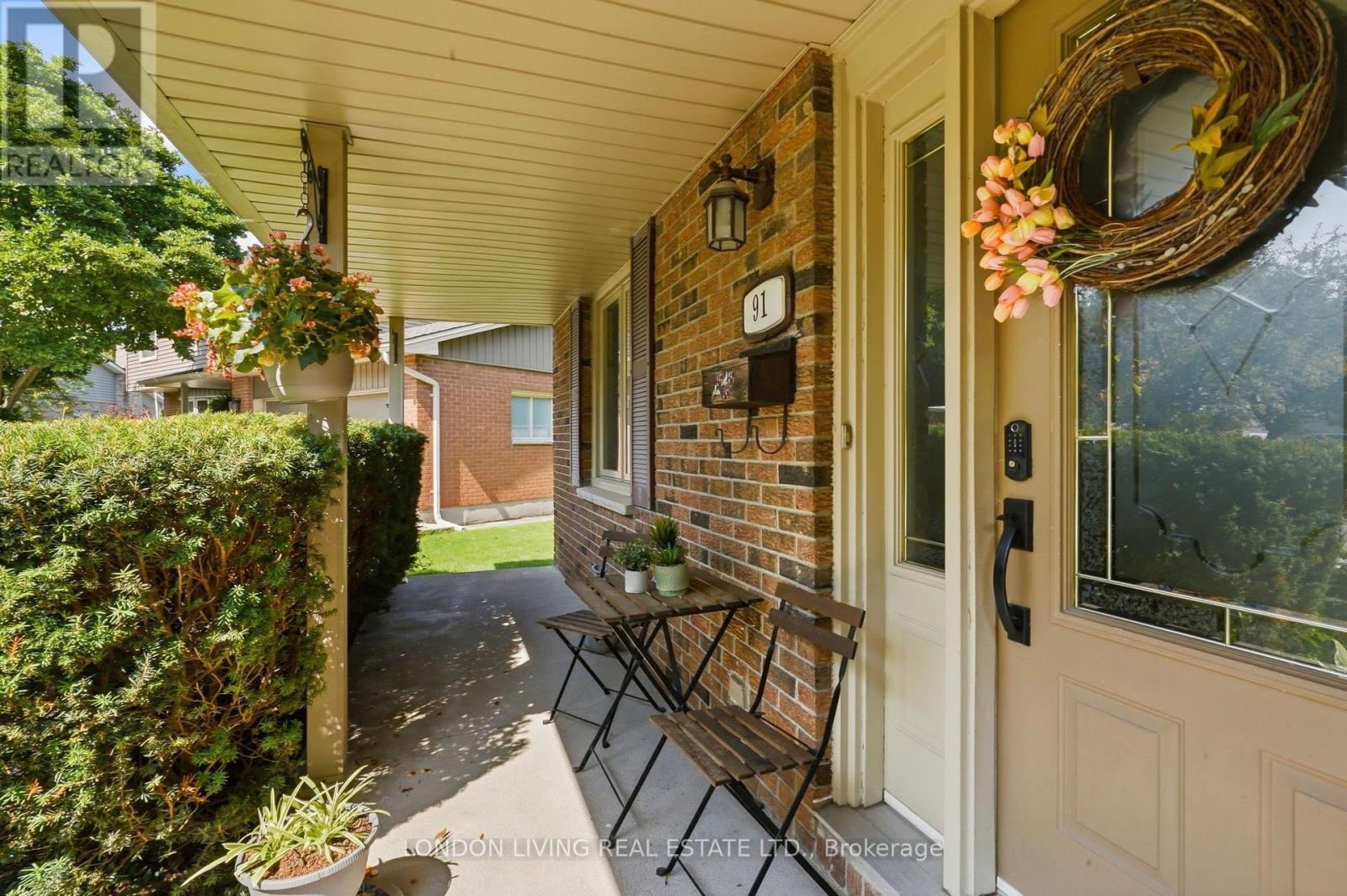 91 St Clair Court, London South, Ontario  N6J 3W1 - Photo 4 - X13663030