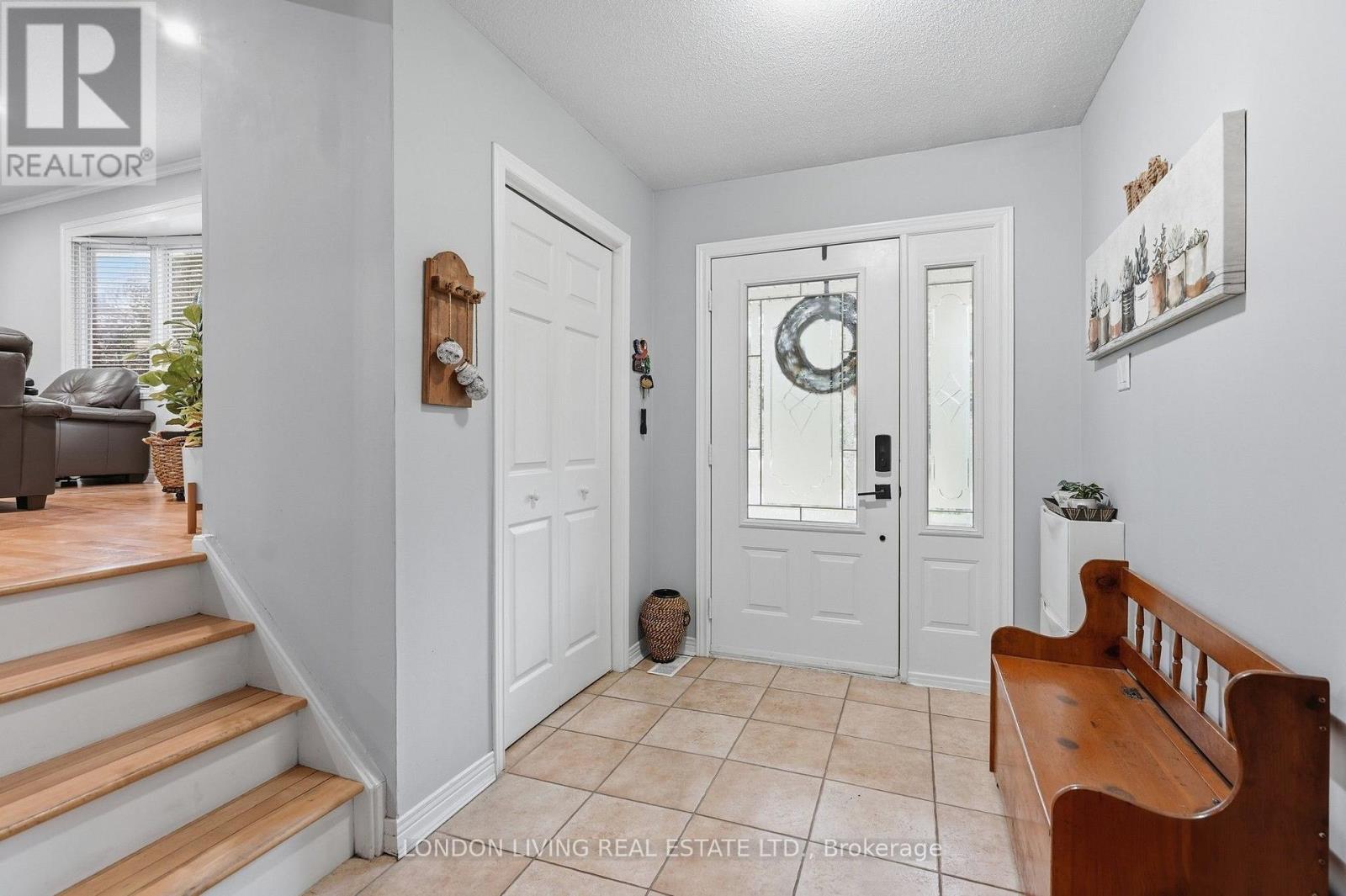 91 St Clair Court, London South, Ontario  N6J 3W1 - Photo 7 - X13663030