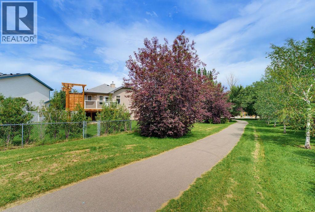 359 Hidden Ranch Place NW, Calgary, Alberta T3A 5N7 - Photo 44 - A2329869