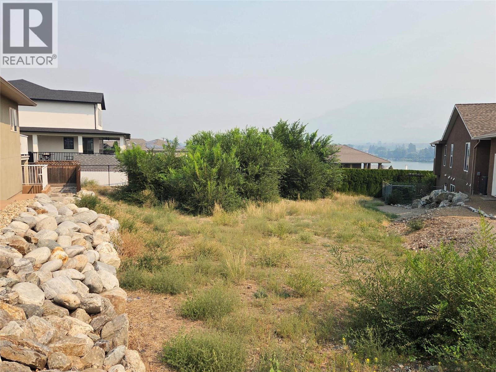6951 Cabernet Place, Oliver, British Columbia  V0H 1T4 - Photo 5 - 10397334