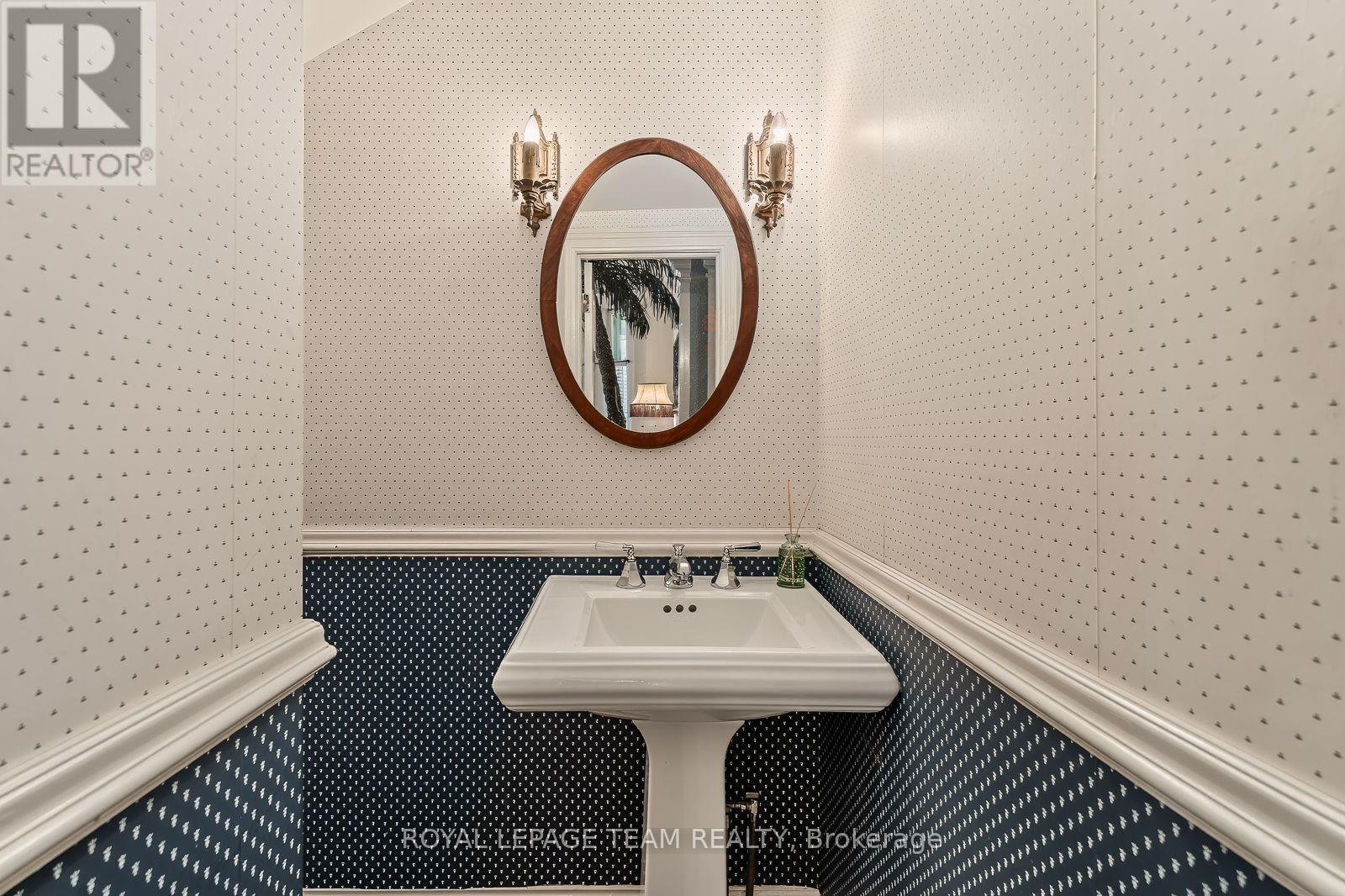 525 King Edward Avenue, Ottawa, Ontario  K1N 7N3 - Photo 8 - X13663218