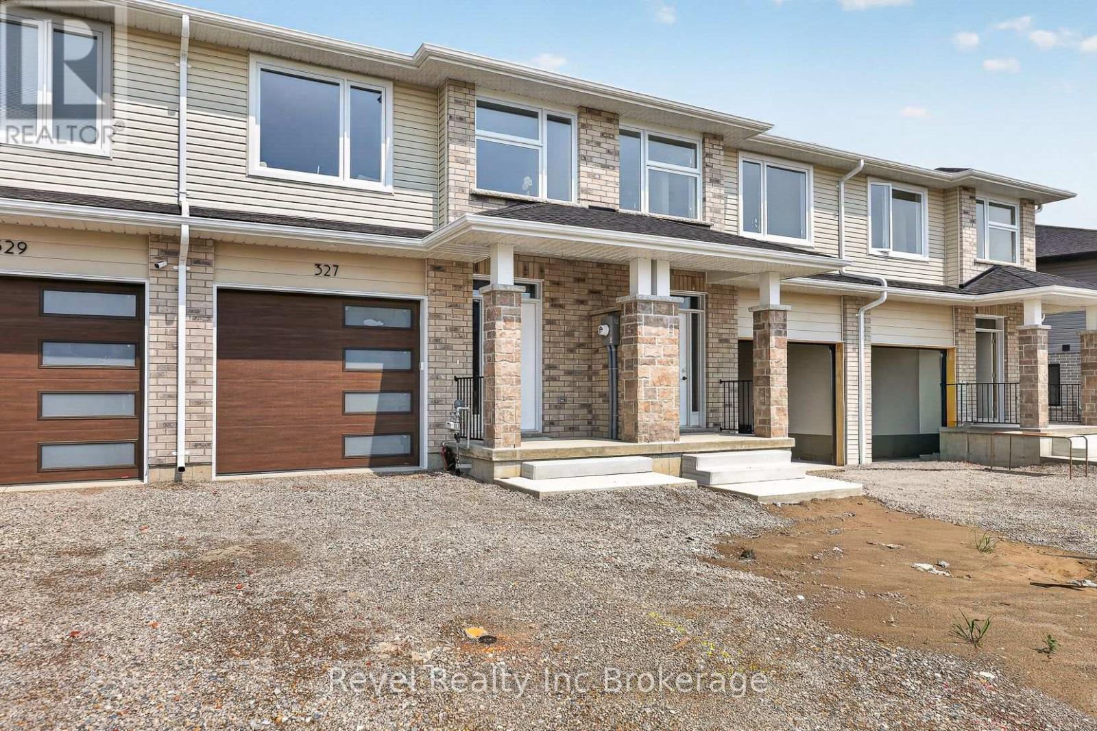 327 KADING CRESCENT, Woodstock, Ontario