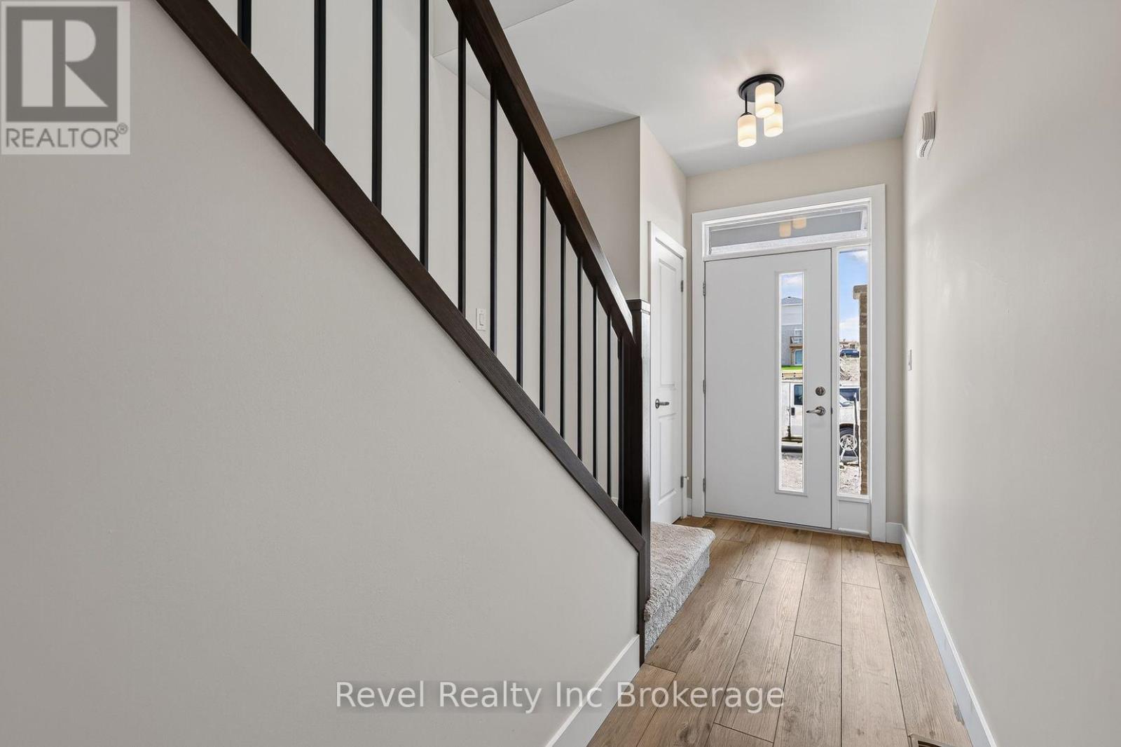 325 Kading Crescent, Woodstock, Ontario  N4S 0G6 - Photo 6 - X13663212