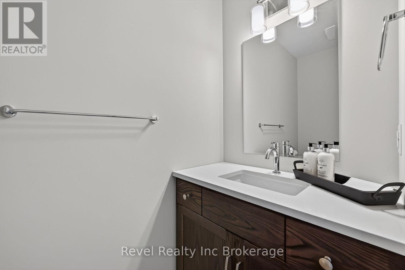 325 Kading Crescent, Woodstock, Ontario  N4S 0G6 - Photo 8 - X13663212