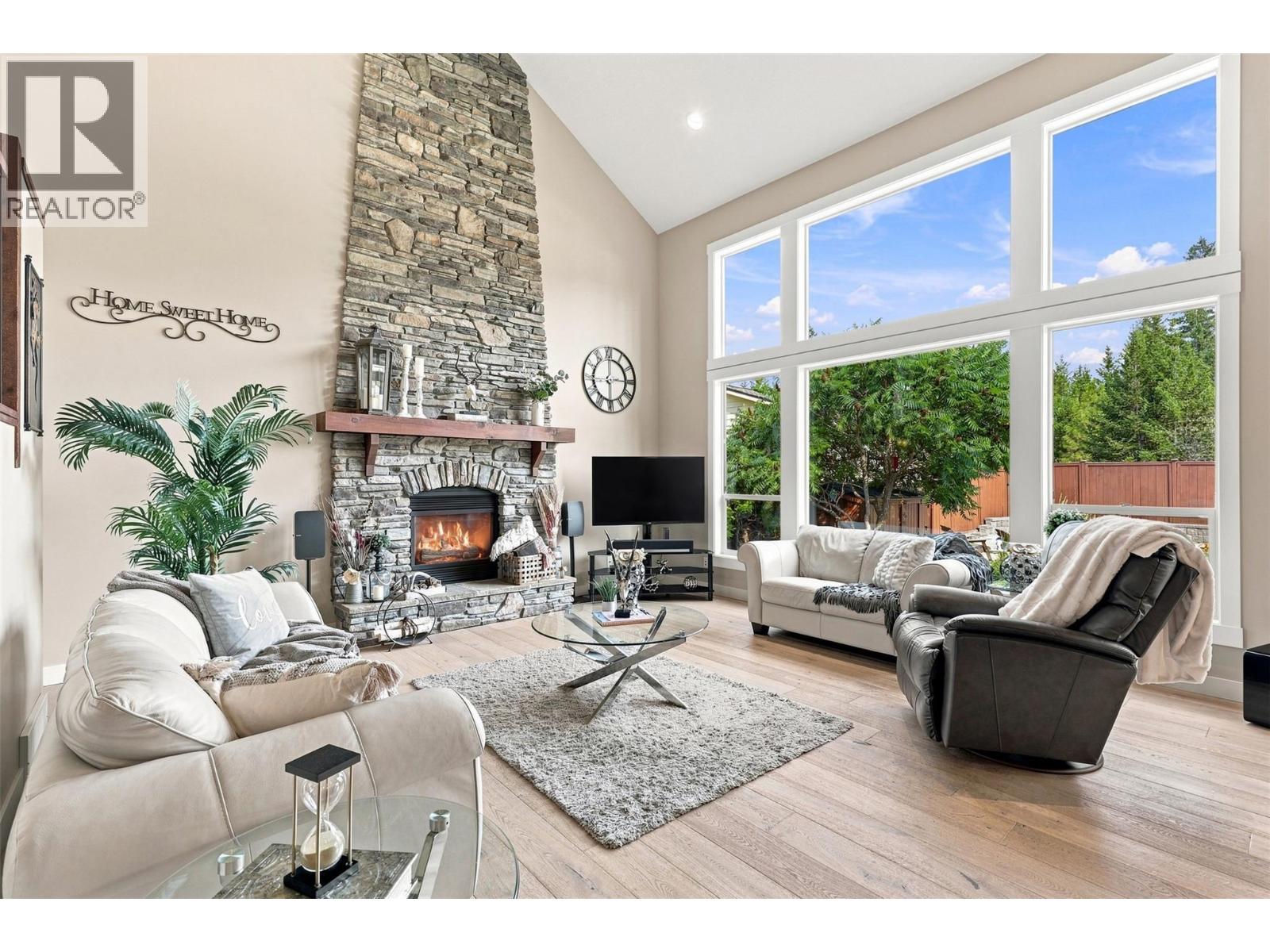 2020 Pinegrass Court, Kamloops, British Columbia  V1S 2B6 - Photo 6 - 10397387