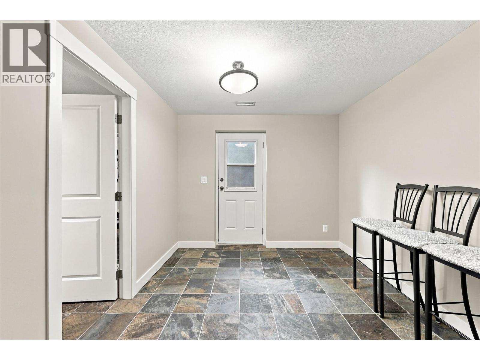 2020 Pinegrass Court, Kamloops, British Columbia  V1S 2B6 - Photo 60 - 10397387