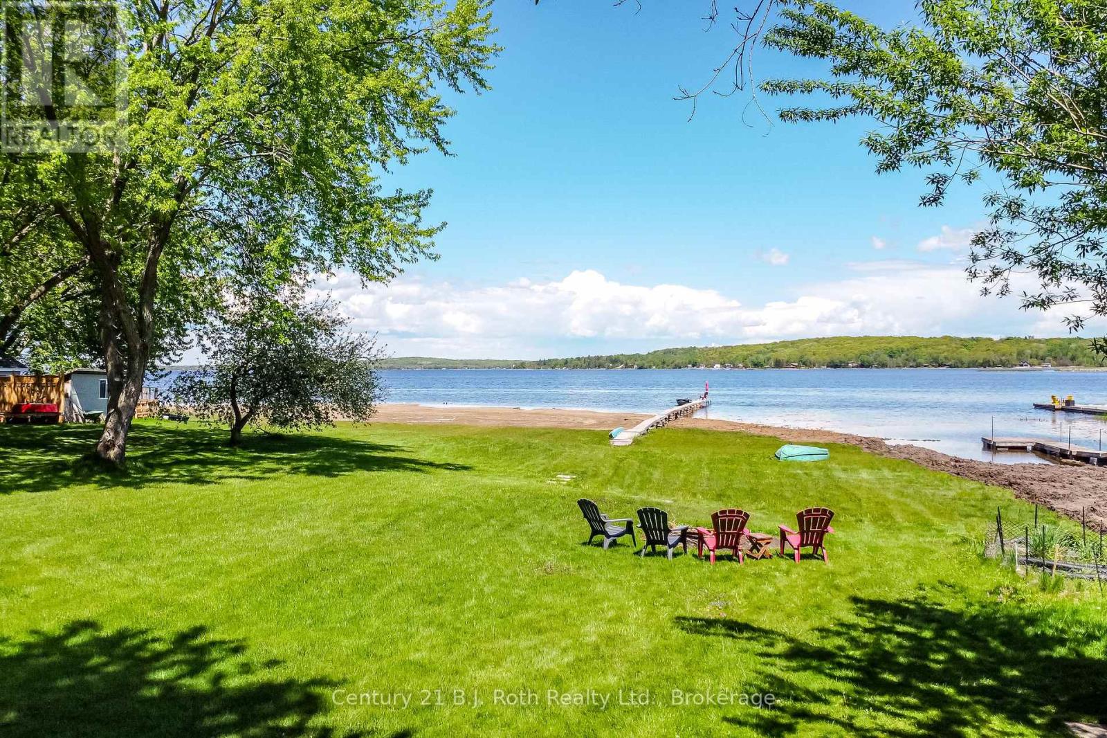 95 Maskinonge Road, Tay, Ontario L0K 2A0 - Photo 4 - S13663056