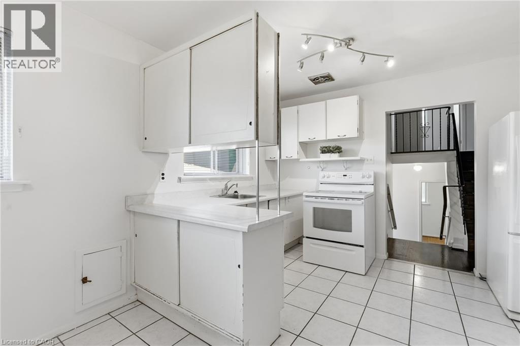 2469 Padstow Crescent, Mississauga, Ontario  L5J 2G2 - Photo 8 - 40853850