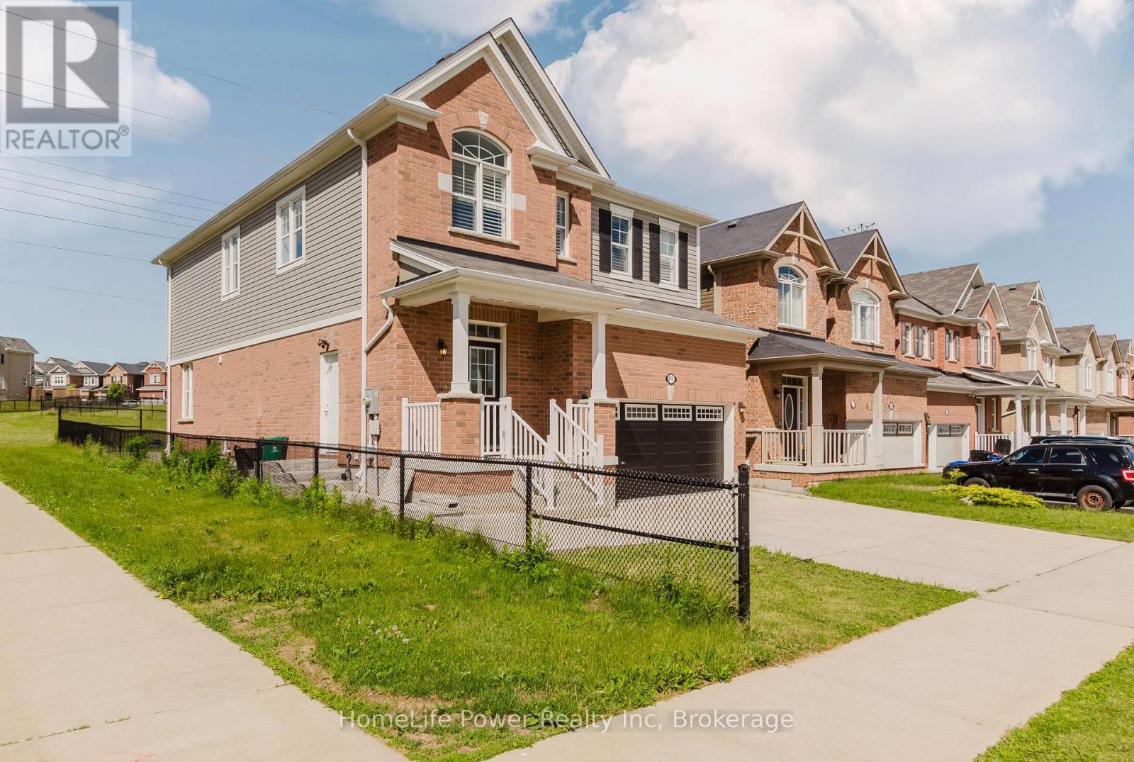 470 Blair Creek Drive, Kitchener, Ontario  N2P 2X6 - Photo 3 - X13663196