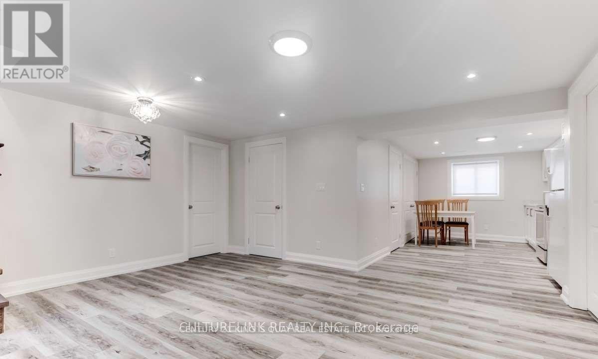 Lower - 11 Bowhill Crescent, Toronto, Ontario M2J 3S1 - Photo 2 - C13663082