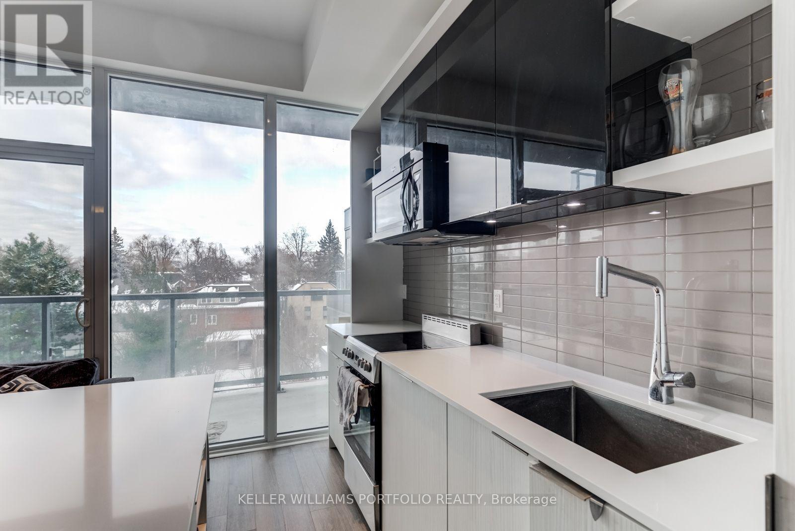 516 - 6 Parkwood Avenue, Toronto, Ontario  M4V 0A3 - Photo 12 - C13663096