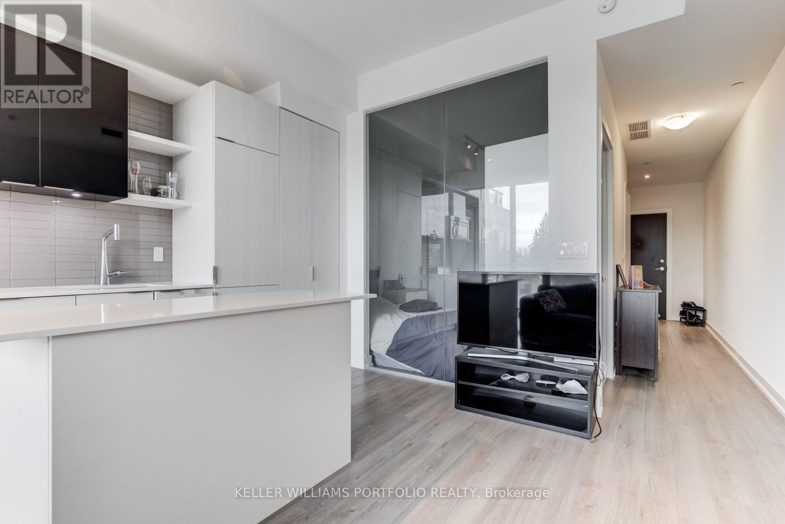 516 - 6 Parkwood Avenue, Toronto, Ontario  M4V 0A3 - Photo 5 - C13663096