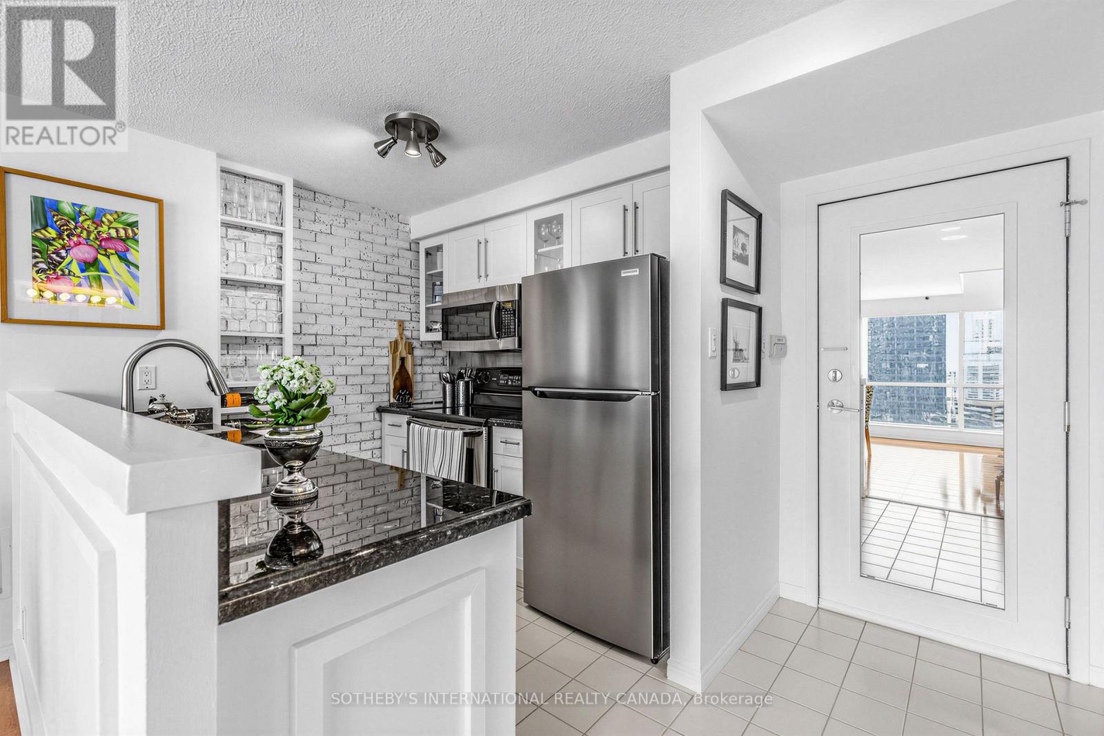 2809 - 10 Yonge Street, Toronto, Ontario  M5E 1R4 - Photo 3 - C13663184