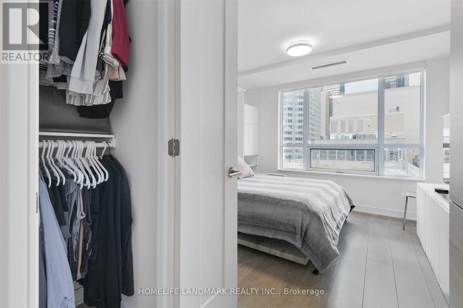 1012 - 88 Scott Street, Toronto, Ontario  M5E 0A9 - Photo 11 - C13663192