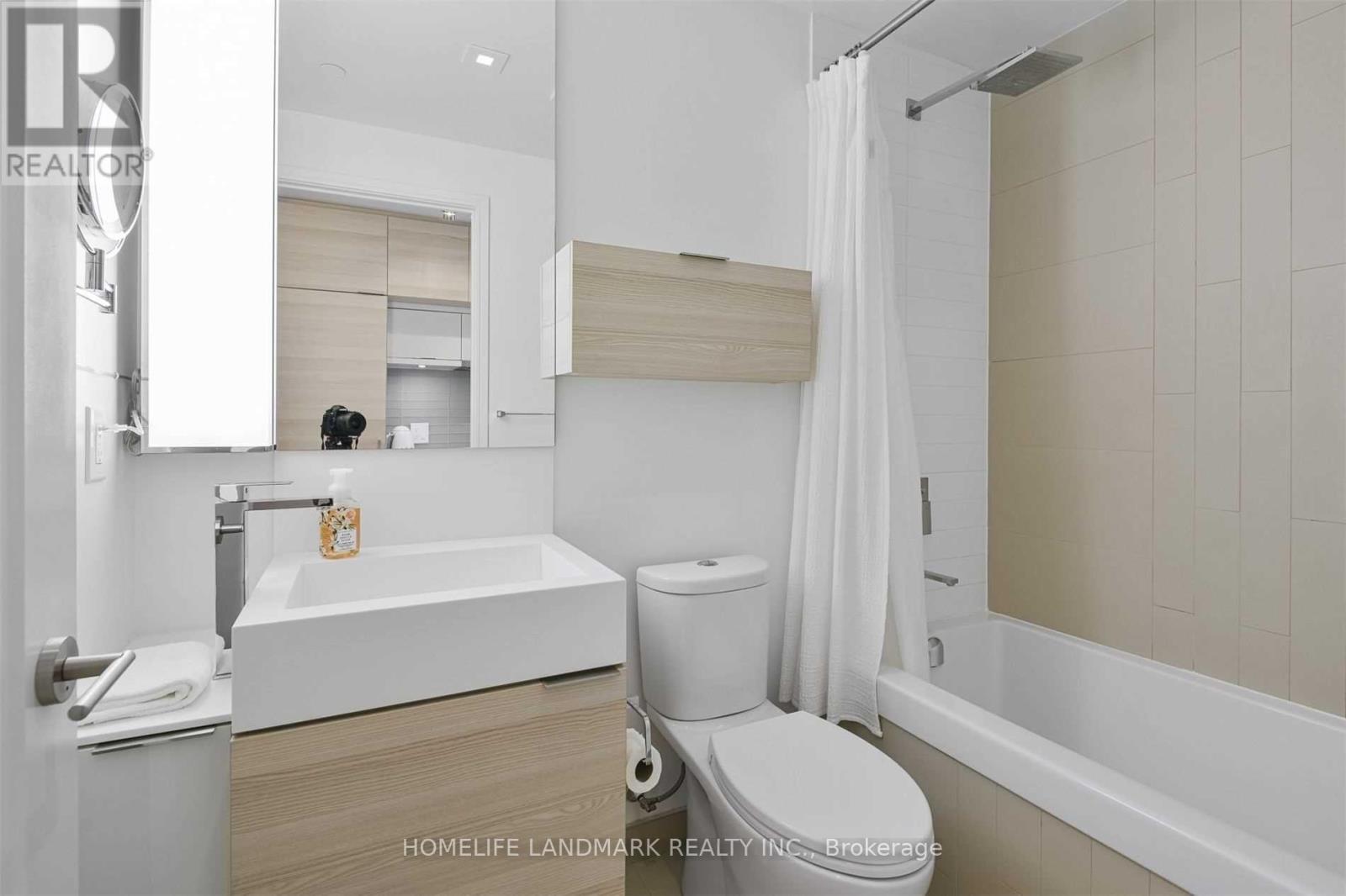 1012 - 88 Scott Street, Toronto, Ontario  M5E 0A9 - Photo 7 - C13663192