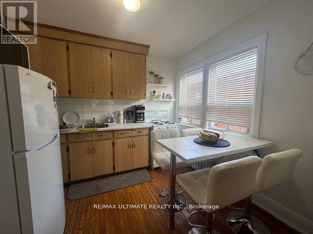 127 Robina Avenue, Toronto, Ontario  M6C 3Y8 - Photo 12 - C13663228