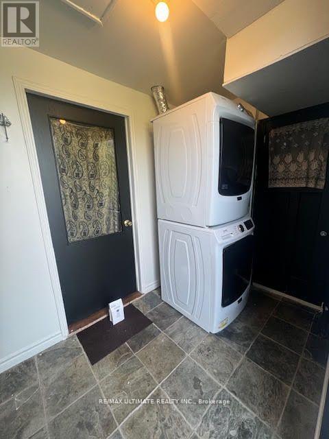 127 Robina Avenue, Toronto, Ontario  M6C 3Y8 - Photo 19 - C13663228