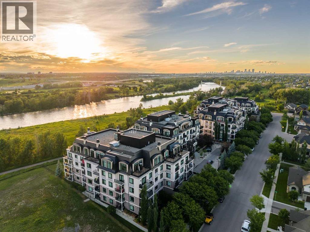 305, 221 Quarry Way SE, Calgary, Alberta