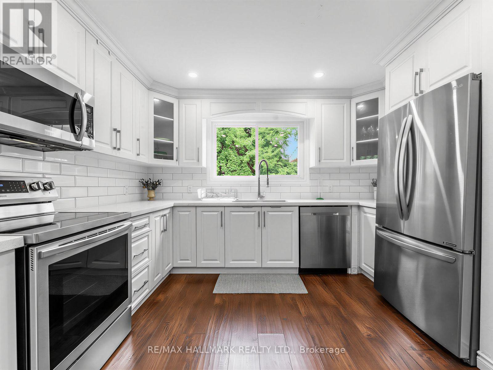 Main & Second Floor - 41 Woodville Avenue, Toronto, Ontario M4K 2J5 - Photo 14 - E13663048