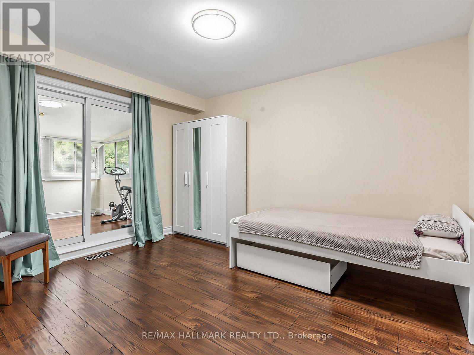 Main & Second Floor - 41 Woodville Avenue, Toronto, Ontario M4K 2J5 - Photo 19 - E13663048