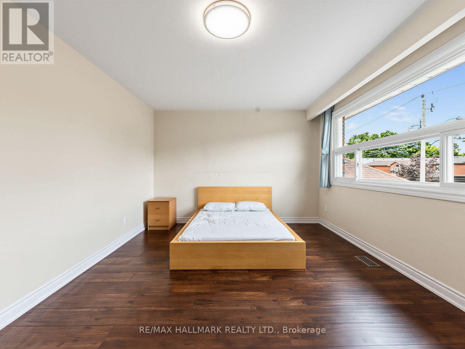 Main & Second Floor - 41 Woodville Avenue, Toronto, Ontario M4K 2J5 - Photo 26 - E13663048