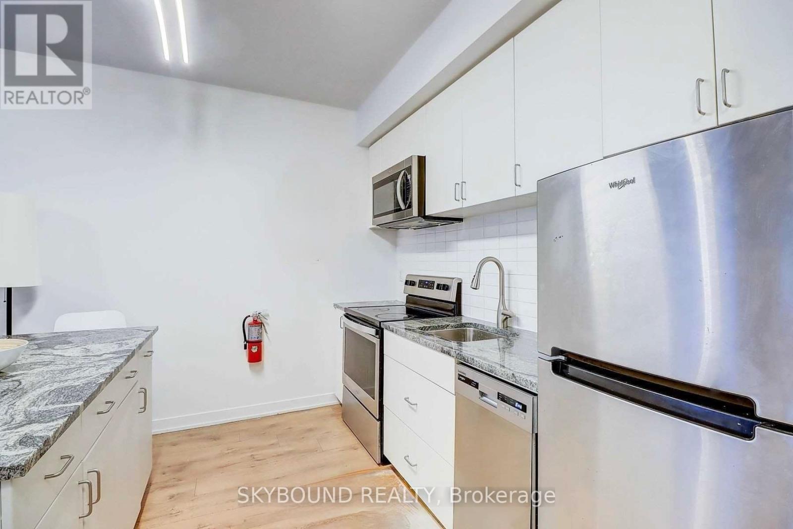 23 - Room 1 - 1720 Simcoe Street N, Oshawa, Ontario L1G 0C3 - Photo 11 - E13663140