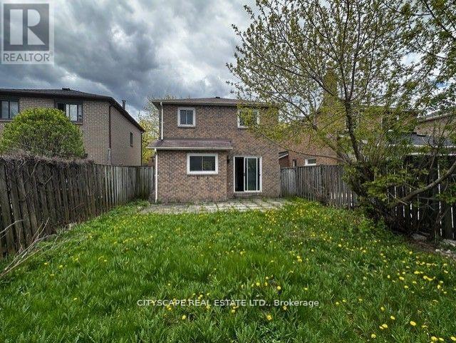 82 Chatfield Drive, Ajax, Ontario  L1T 2J9 - Photo 10 - E13663152