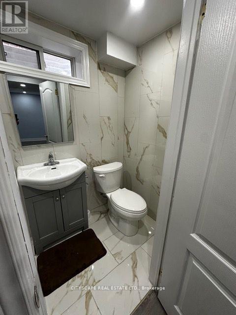 82 Chatfield Drive, Ajax, Ontario  L1T 2J9 - Photo 13 - E13663152