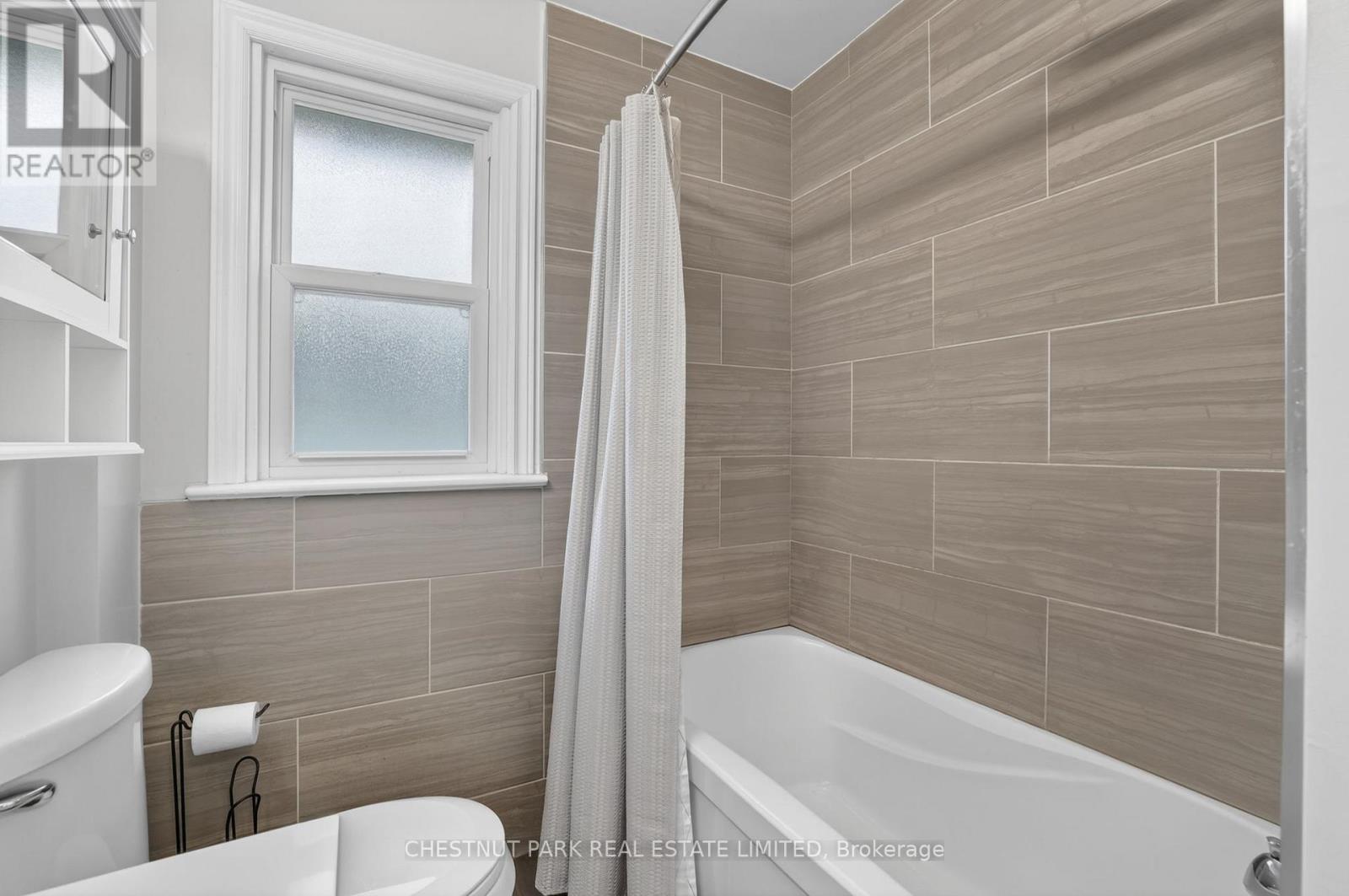 278 Lasalle Avenue, Oshawa, Ontario L1H 5Y6 - Photo 11 - E13663188