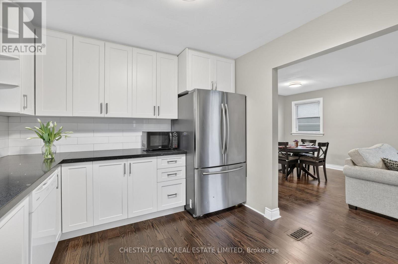 278 Lasalle Avenue, Oshawa, Ontario L1H 5Y6 - Photo 5 - E13663188