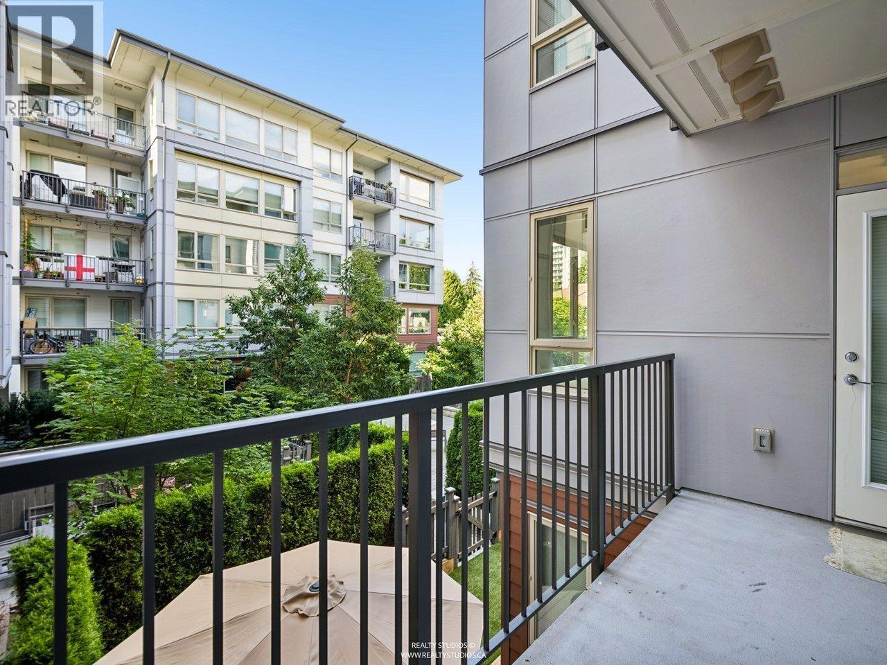 213 2651 LIBRARY LANE