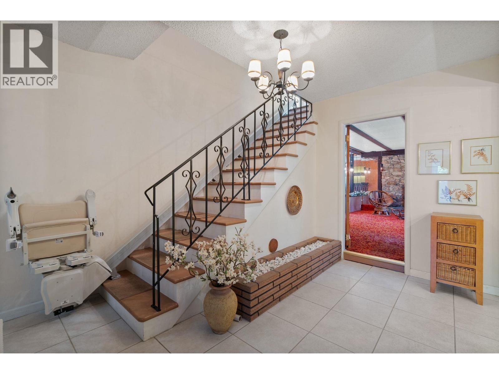 8660 Fairfax Crescent, Richmond, British Columbia  V7C 1Y1 - Photo 10 - R3154688