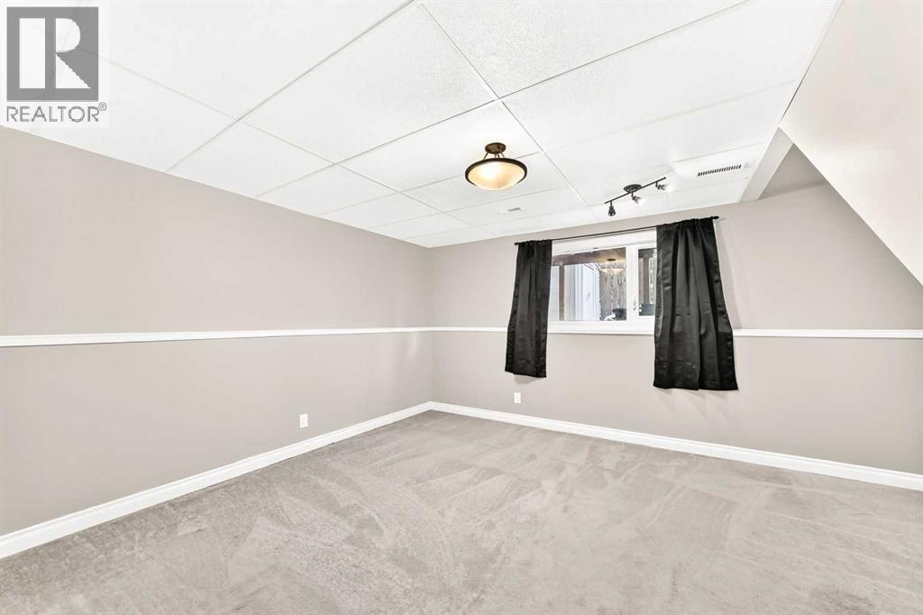 7312 36 Avenue NW, Calgary, Alberta  T3B 1T8 - Photo 13 - A2321002