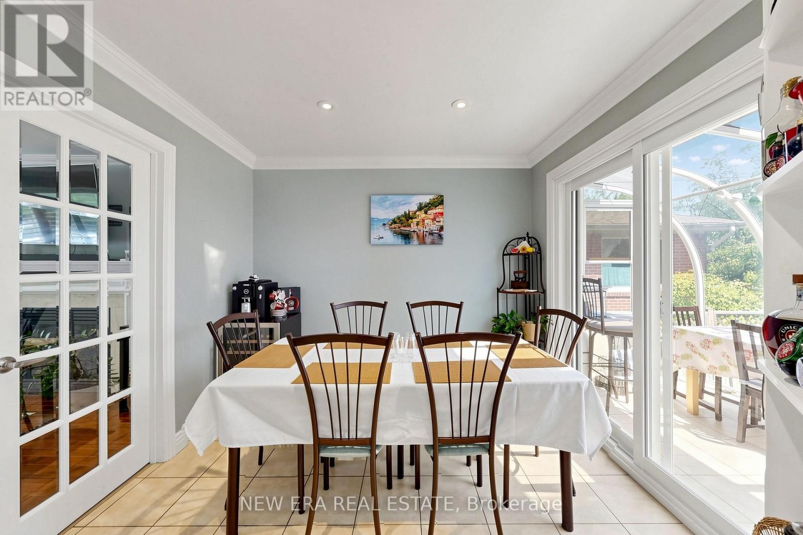 197 Lucas Street, Richmond Hill, Ontario L4C 4P8 - Photo 11 - N13663042