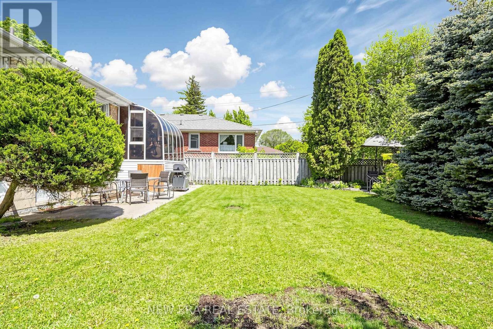 197 Lucas Street, Richmond Hill, Ontario L4C 4P8 - Photo 40 - N13663042