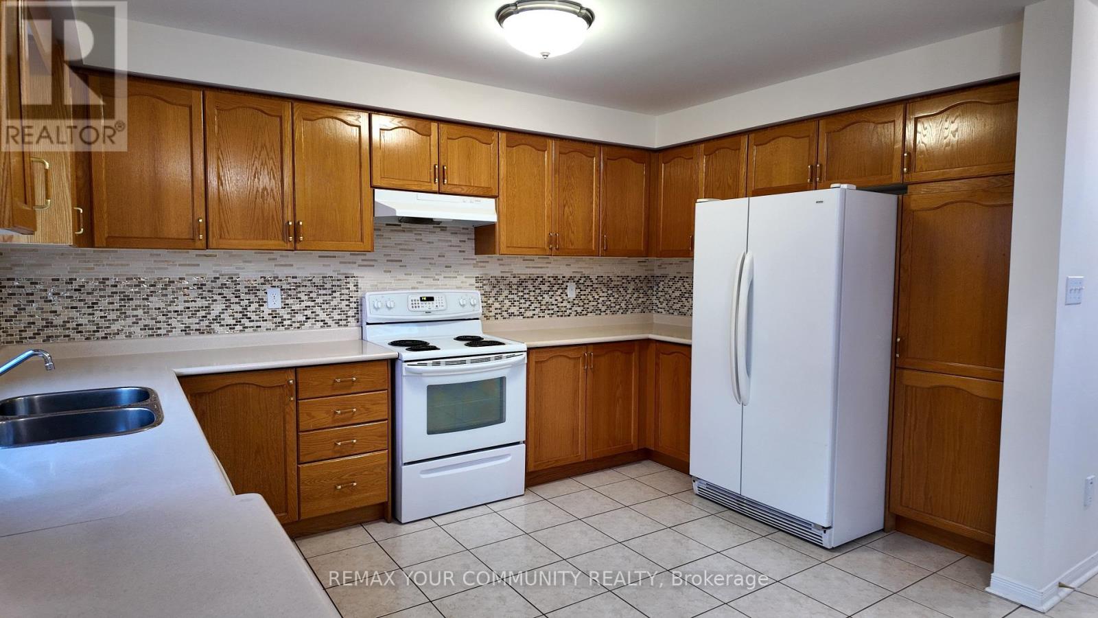 Main - 120 Santina Street, Vaughan, Ontario L4H 2N3 - Photo 11 - N13663202