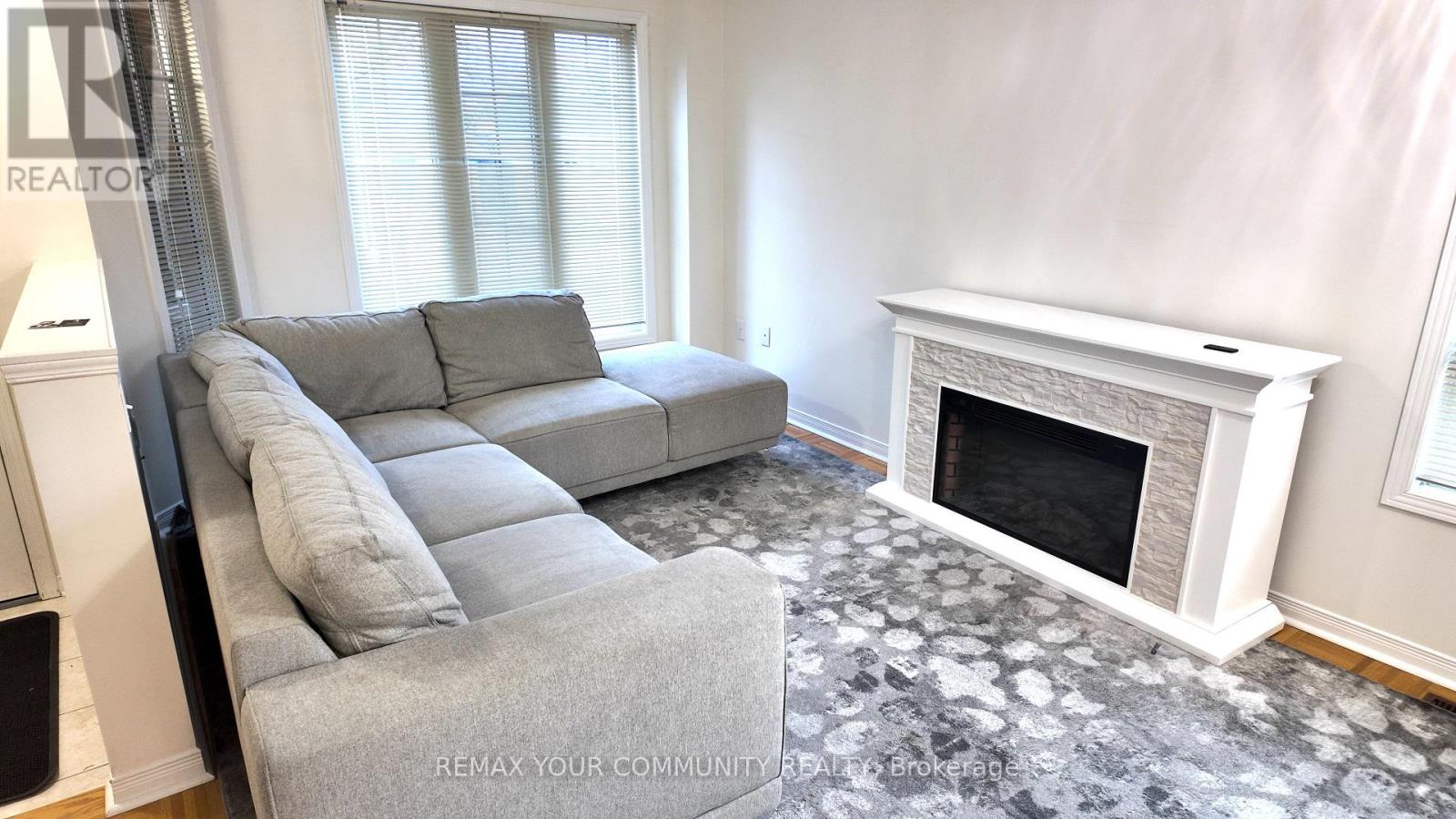 Main - 120 Santina Street, Vaughan, Ontario L4H 2N3 - Photo 4 - N13663202