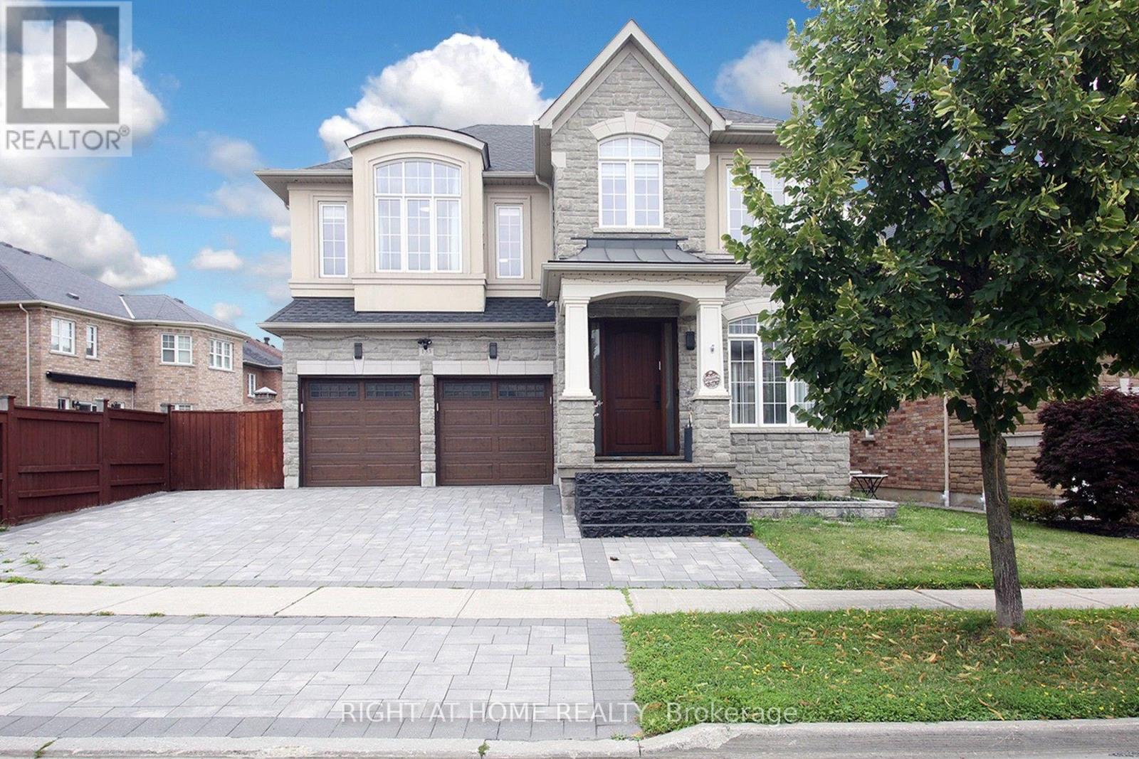 133 Woodville Drive, Vaughan, Ontario  L6A 4K4 - Photo 1 - N13663236