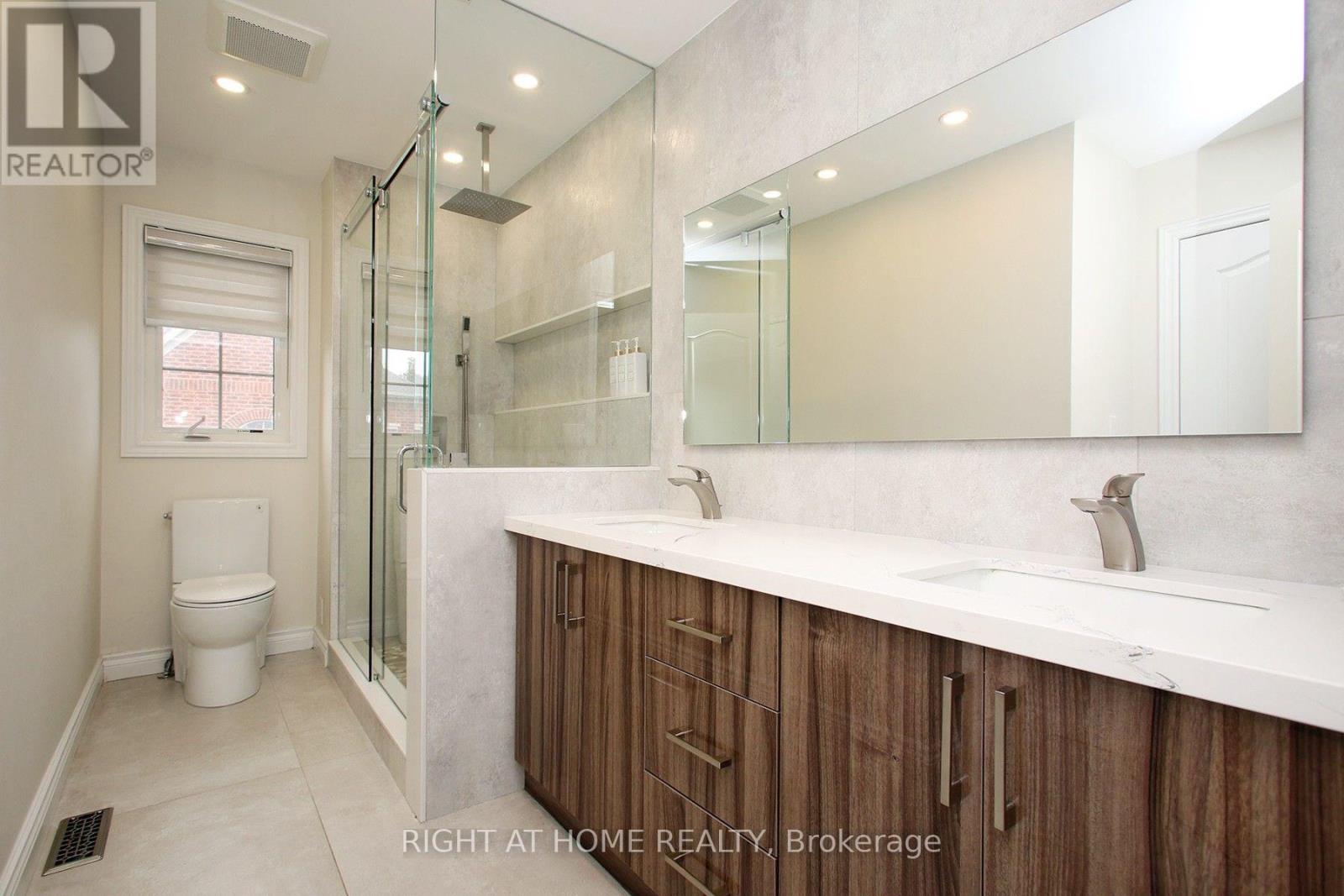 133 Woodville Drive, Vaughan, Ontario  L6A 4K4 - Photo 31 - N13663236