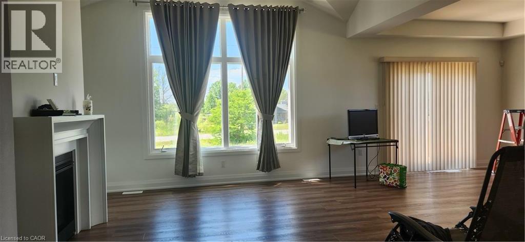 95 Willoughby Court E, Welland, Ontario  L3C 0K9 - Photo 2 - 40853961