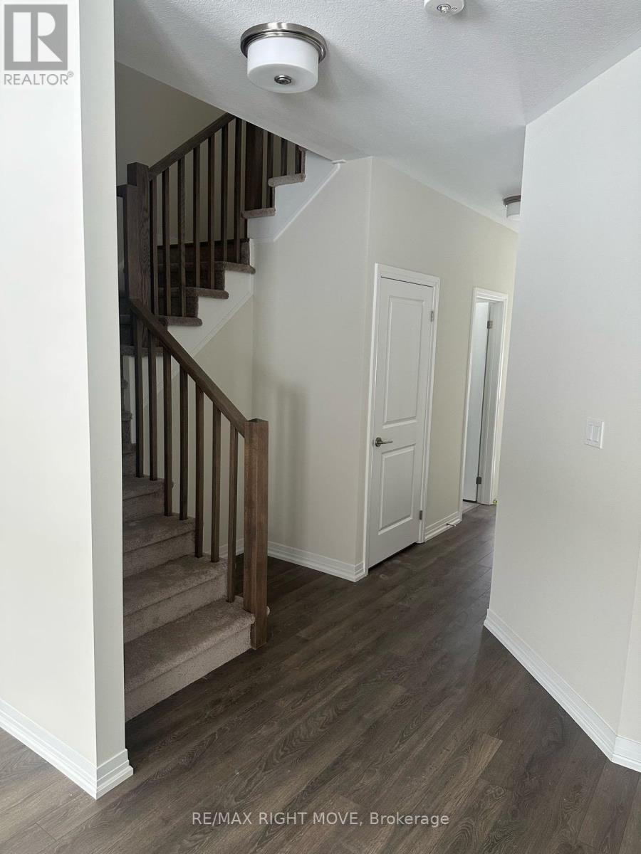 3022 Sandy Acres Avenue, Severn, Ontario  L3V 8P8 - Photo 10 - S13663074