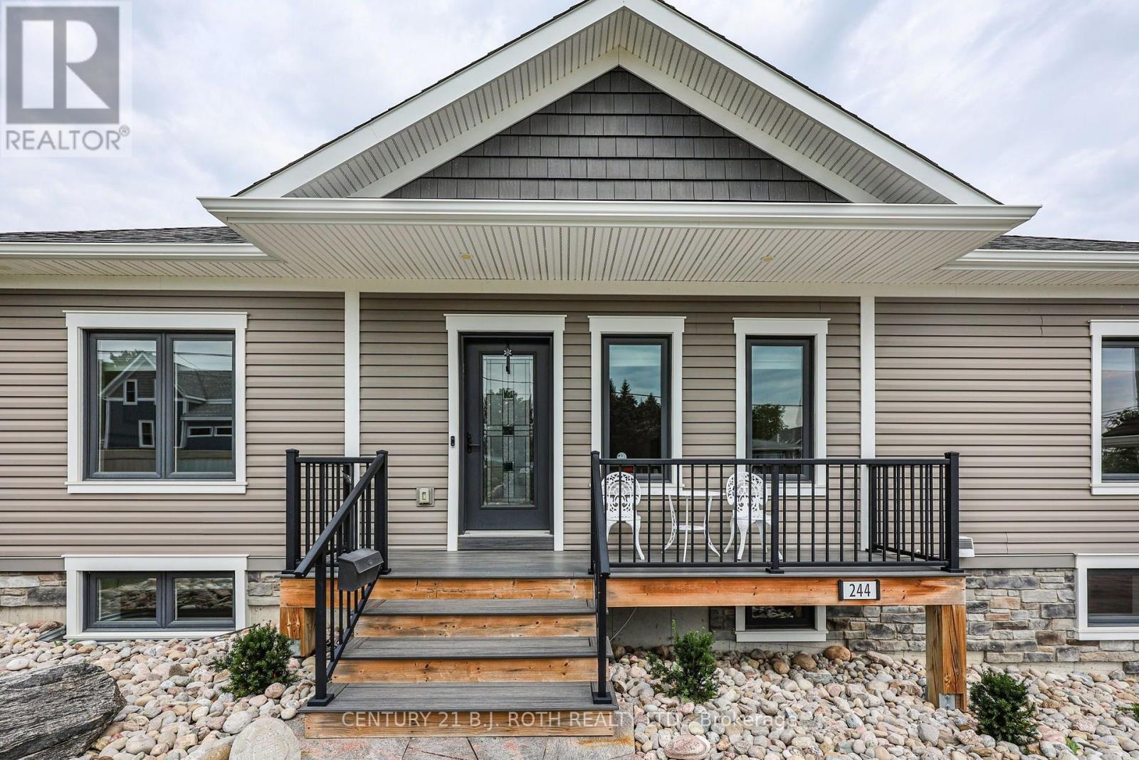 244 Frank Street, Midland, Ontario  L4R 1H4 - Photo 3 - S13663120