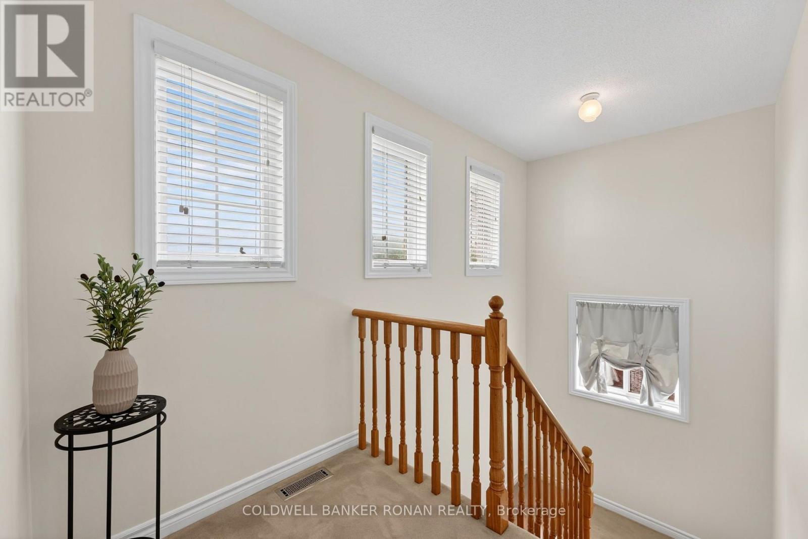 24 Ryan Court, Barrie, Ontario L4M 6N7 - Photo 22 - S13663214