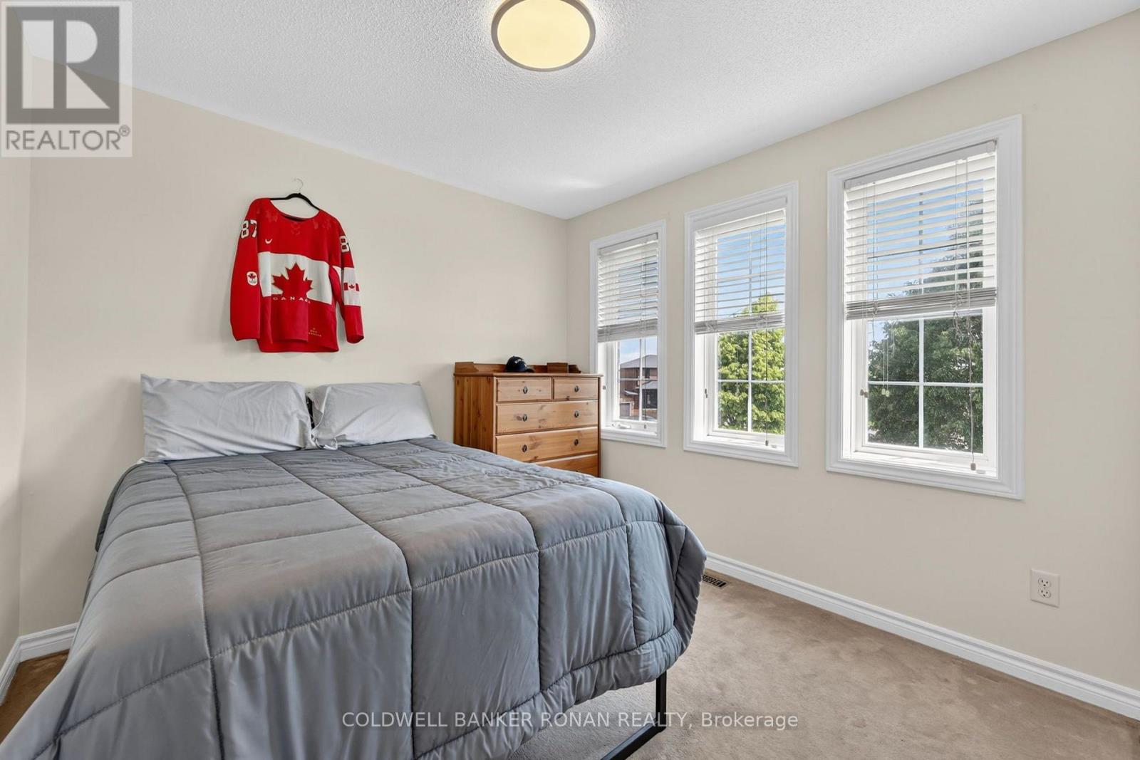 24 Ryan Court, Barrie, Ontario L4M 6N7 - Photo 23 - S13663214