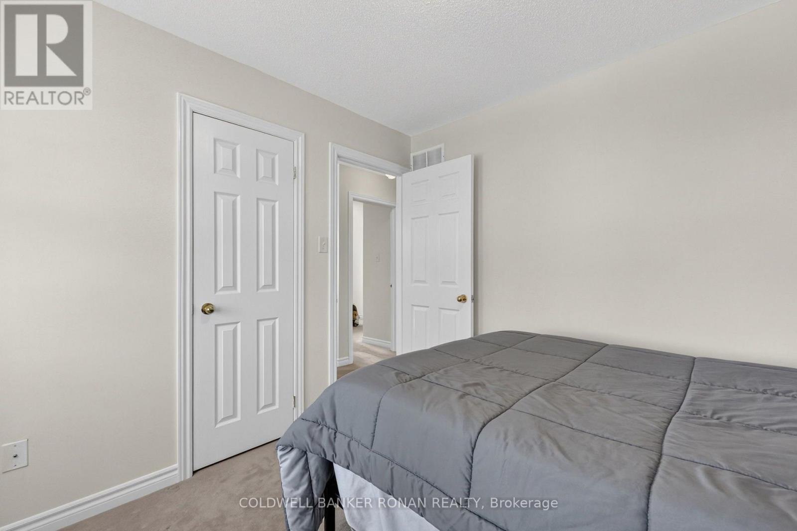 24 Ryan Court, Barrie, Ontario L4M 6N7 - Photo 24 - S13663214