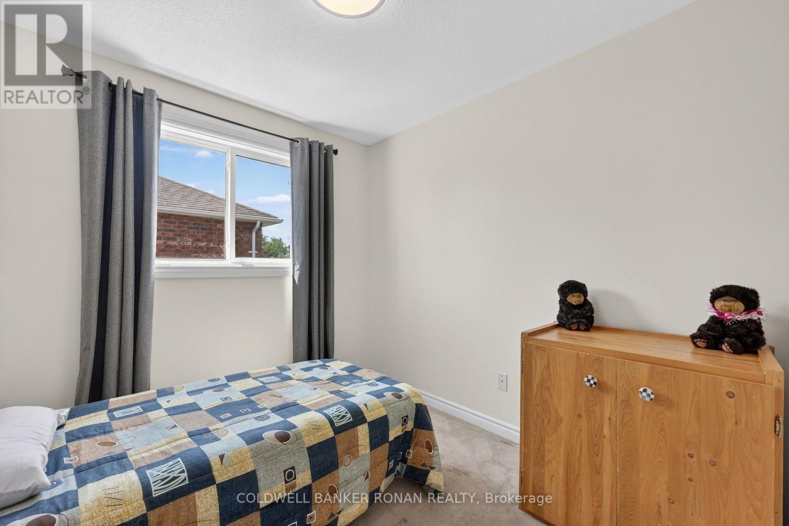 24 Ryan Court, Barrie, Ontario L4M 6N7 - Photo 25 - S13663214