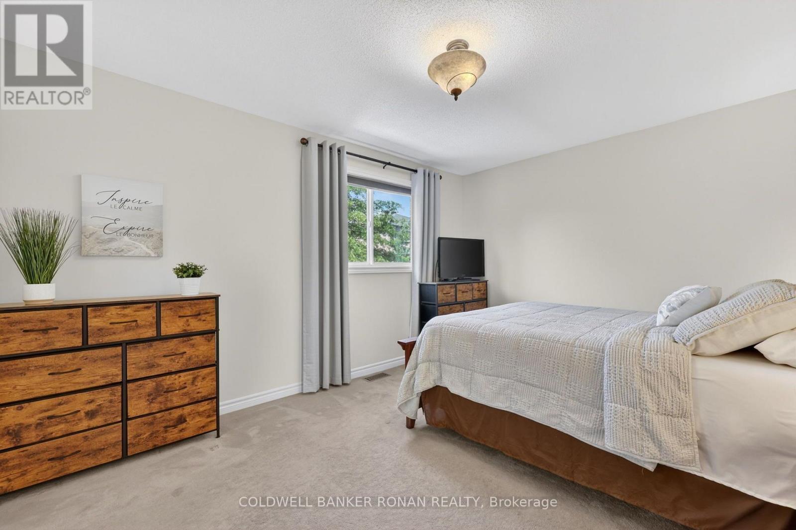 24 Ryan Court, Barrie, Ontario L4M 6N7 - Photo 29 - S13663214
