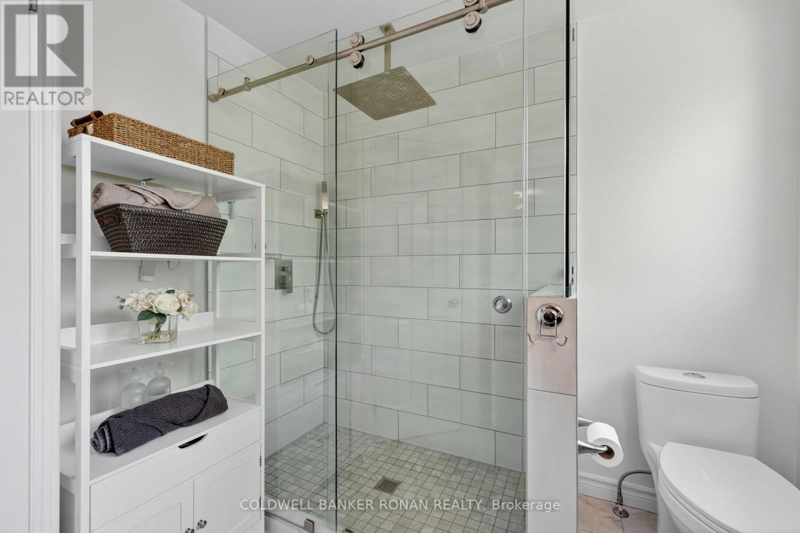 24 Ryan Court, Barrie, Ontario L4M 6N7 - Photo 32 - S13663214