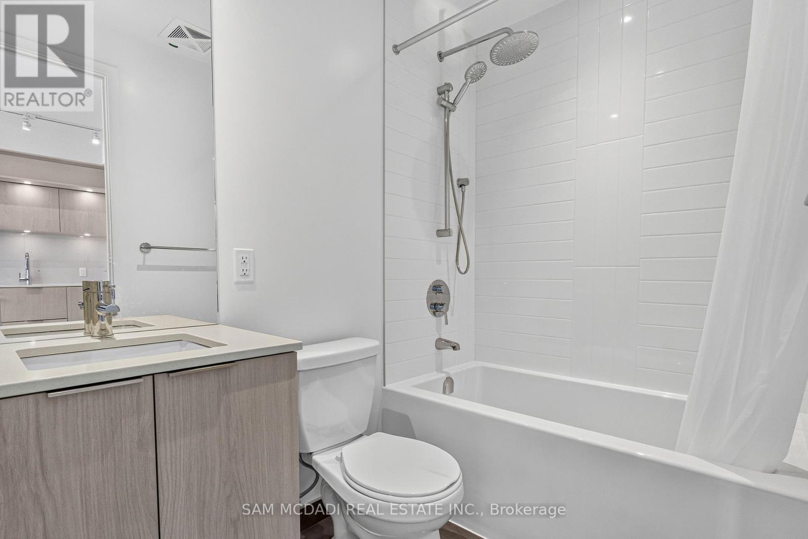 5305 - 448 Burnhamthorpe Road, Mississauga, Ontario L5B 0R4 - Photo 8 - W13663084